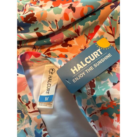NWT Halcurt Floral Short Sleeve Swimsuit Top UPF 50+ Build in Bra Size Medium - Picture 3 of 7